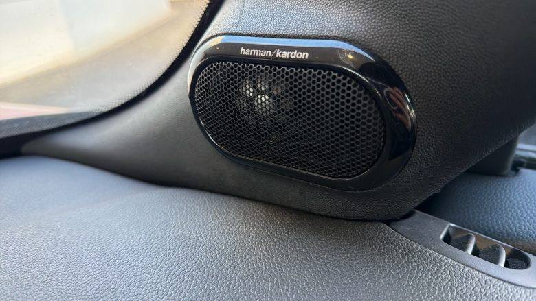 MINI Convertible 2.0 Cooper S Exclusive 2dr Auto [Comfort/Nav Pack] Petrol Convertible